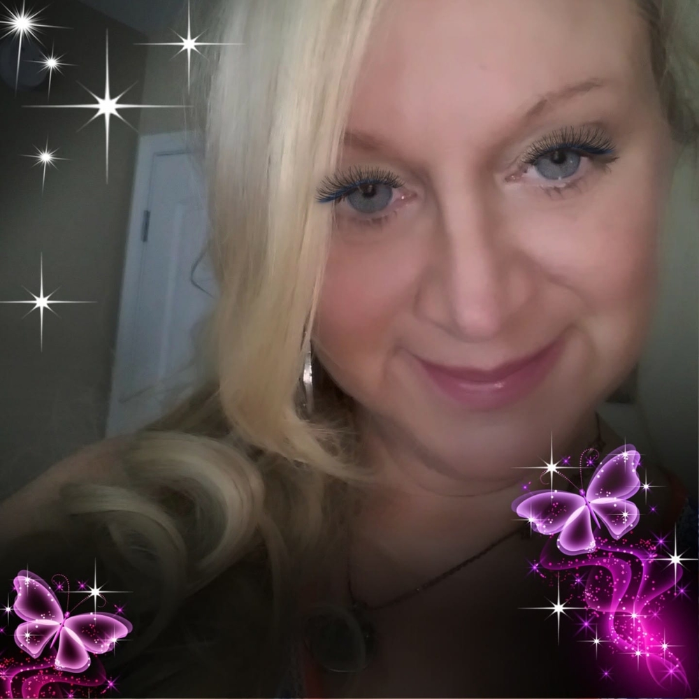 Meet your Posher, Cora